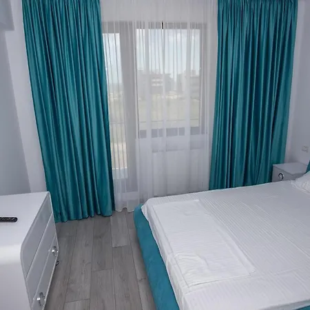 Bela Blue Năvodari